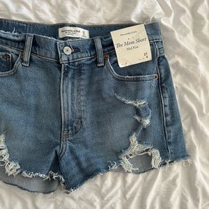 A&F The Mom Jean Shorts Mid Rise